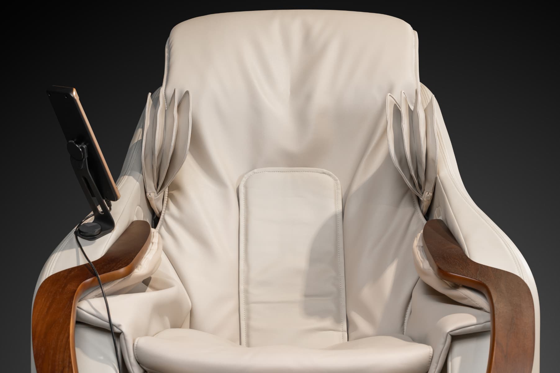 D.CORE CIRRUS - Made in Japan. 100% Japanese technological innovation.
