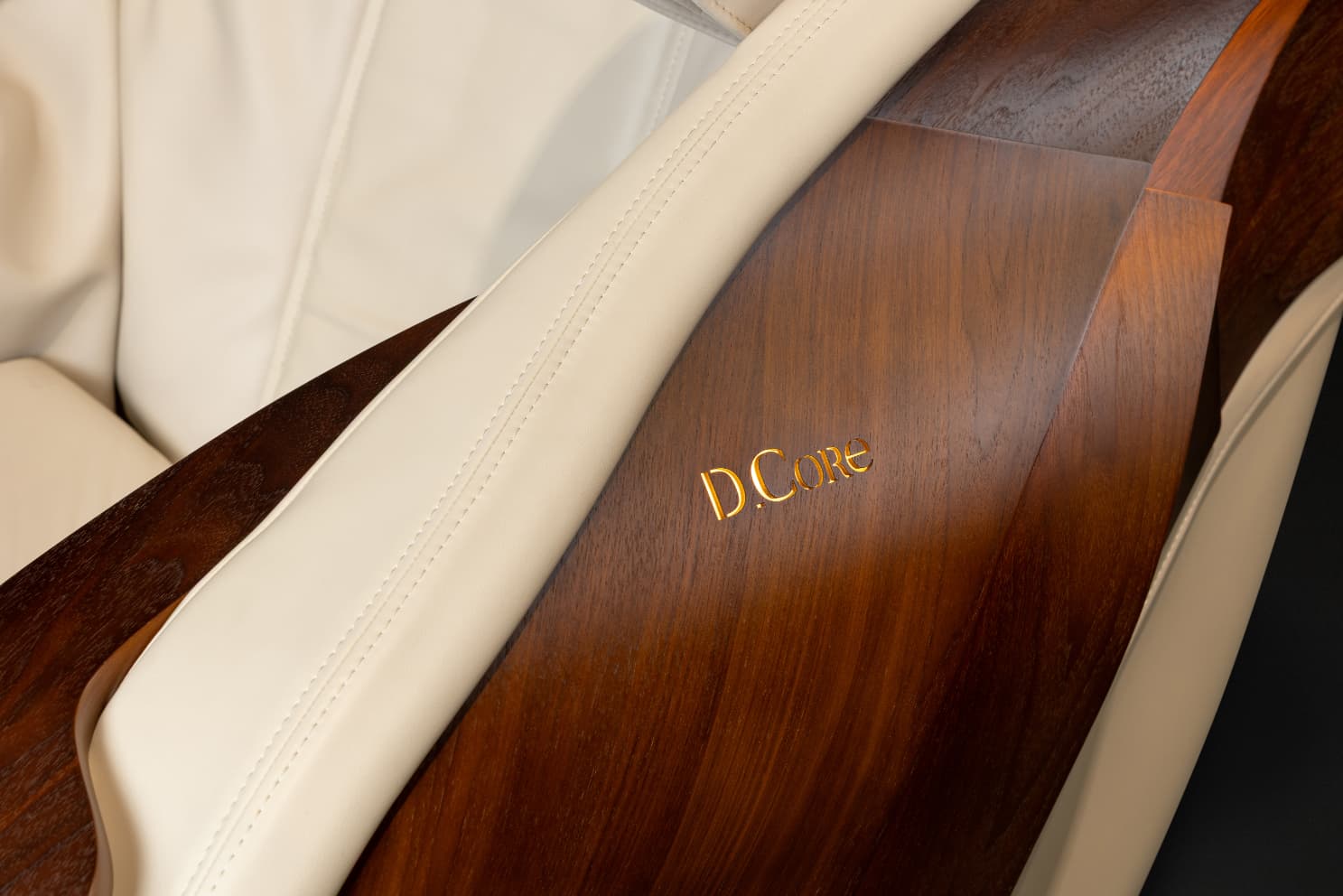 Japanese aesthetics.
The natural beauty of black walnut trim.